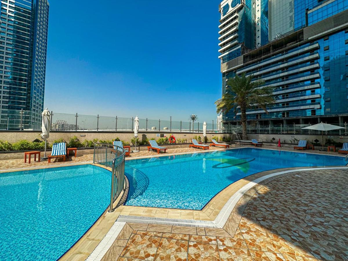 Apartment Higuests - Lake-view Studio In Vibrant Area In Jlt *